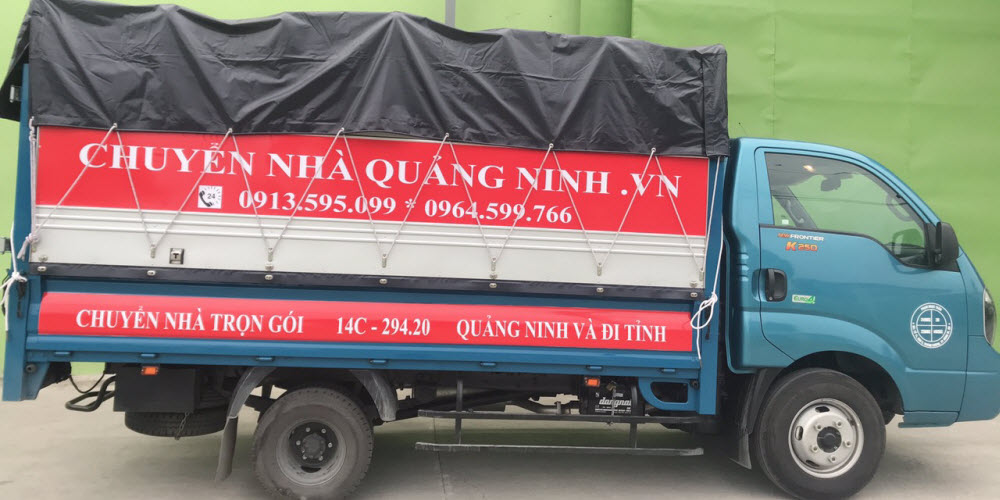 Xe tải chở hàng tại Quảng Ninh